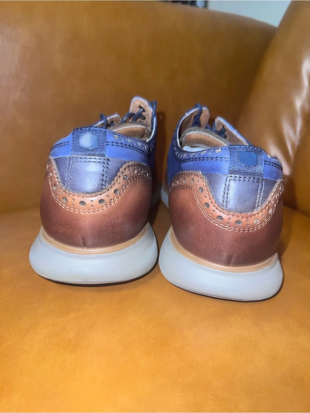Florsheim Tan Brown & Navy Blue Colourblocked Leather Brogues men’s size 10.5W